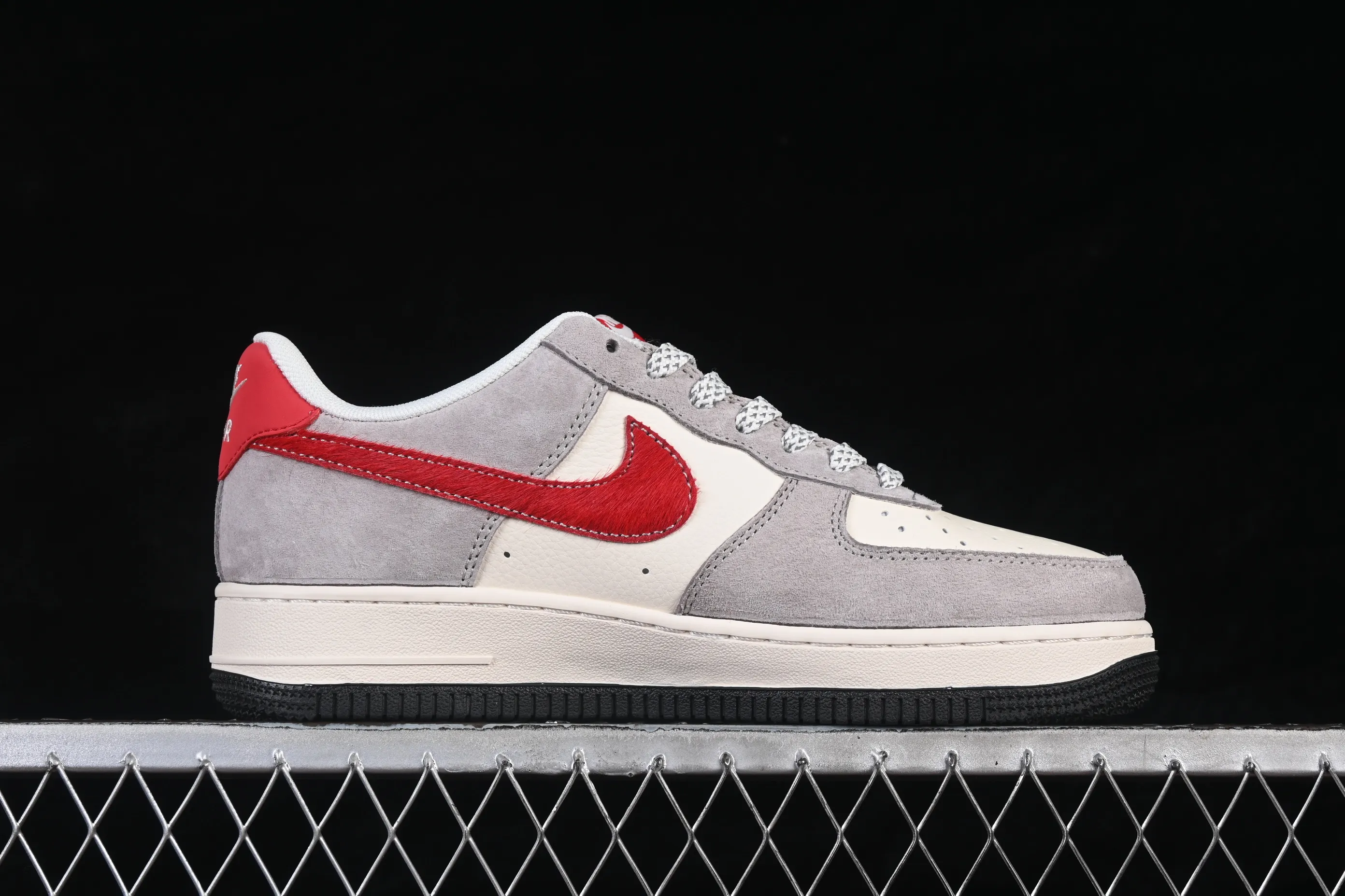All Categories Nk Air Force 1 Air Force Series Nk Air Force 1 Low Air Force Low Nike Air Force 1'07 Low Special Edition for the Year of the Horse Immediate Success Air Force 1 Low-top Casual Shoes HT5088-632
